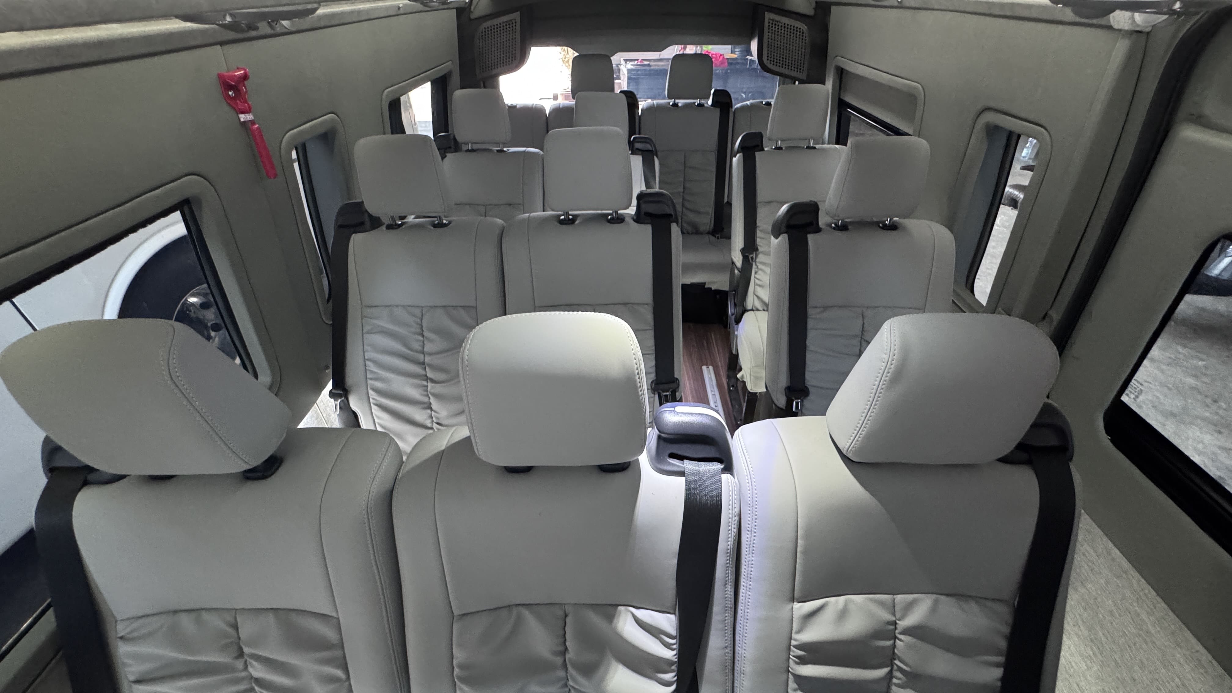 Hiace Premio 14 Seat-facilities-7-54